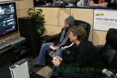 盖茨在XBox 360发布会上现场玩  谋万世全局者