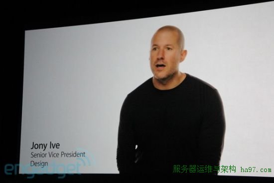 视频主角仍然是Jony Ive